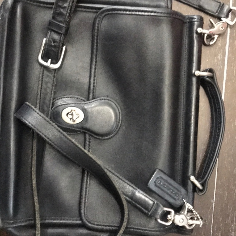 Black coach purse k8c-9927